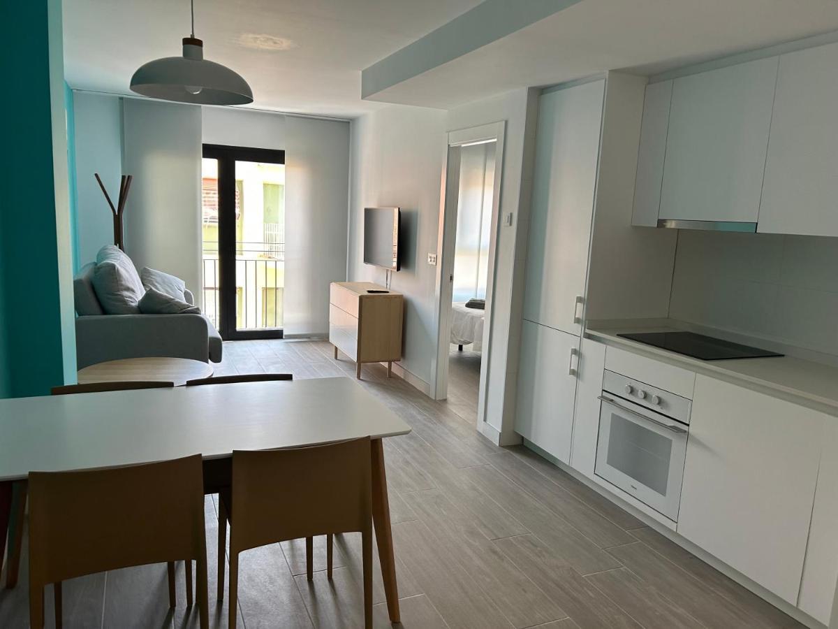 Apartamentos Breton 17 Double Deluxe Аликанте Экстерьер фото